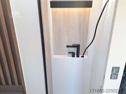 BÜRSTNER Signature SFT 7.5 180PS, Combi6E,Markise, SAT+TV