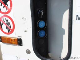 Iveco Stralis 270 CNG + GARBAGE + EURO 5 + 6X2 + RETA...