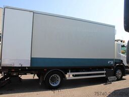 Scania P230 + thermo king + lift