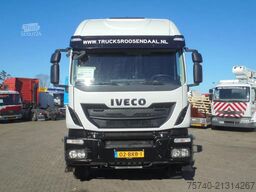 Iveco Trakker 450 + Euro 5 + Zandzuiger + Manual + 6x...