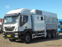 Iveco Trakker 450 + Euro 5 + Zandzuiger + Manual + 6x...