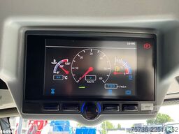 Johnston C 401 Euro 6 Just 39.154 km!