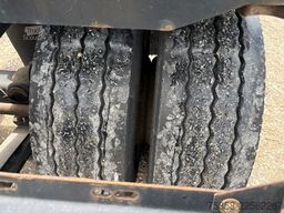 Krone BDF Lafette 235/75R17,5 Zwilling BPW