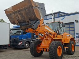 DOOSAN DL 200 Klimaanlage Schaufel + Palettengabel