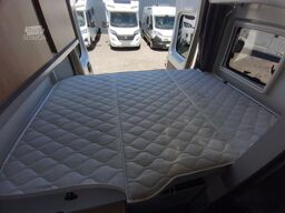 KARMANN Dexter 555, mit Hubbett