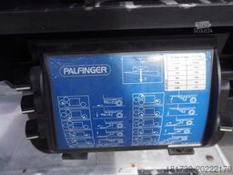 DAF LF 220 / Refrigerator 16 EPAL Multitemp