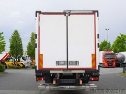 Renault D19 WIDE / Lamberet refrigerator Multite