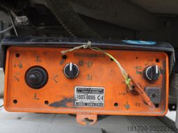 Renault D19 WIDE / Lamberet refrigerator Multite