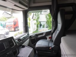SCANIA R500 / Lecapitaine refrigerator / Carrie