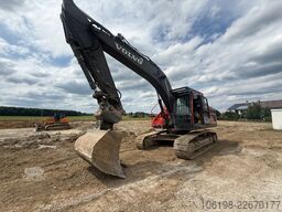 VOLVO EC250 E