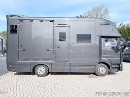 MERCEDES-BENZ ATEGO 1021  Roelofsen 3  Pferde  Wohnung Dusche
