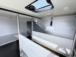 MERCEDES-BENZ ATEGO 1021  Roelofsen 3  Pferde  Wohnung Dusche