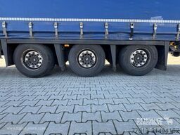 Schmitz Cargobull Curtainsider Mega