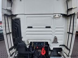 MAN TGX 18.500 XXL-INTARDER-2 Tanks-New Service