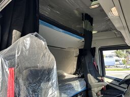 Iveco S-Way 500 6x2 ADR