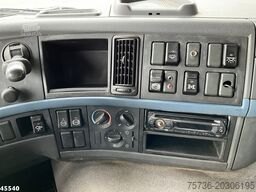 Volvo FM 340 6x4 Fassi 19 Tonmeter laadkraan