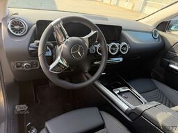 MERCEDES-BENZ GLA 200 d DCT