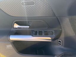 MERCEDES-BENZ GLA 200 d DCT