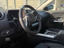 MERCEDES-BENZ GLA 200 d DCT