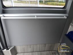 MERCEDES-BENZ eSprinter 14 Sitze Electric Range: 300 km