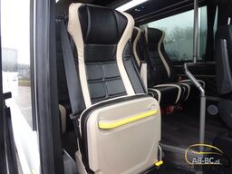 MERCEDES-BENZ Sprinter CMS 21 Sitze EURO 6
