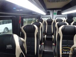 MERCEDES-BENZ Sprinter CMS 21 Sitze EURO 6