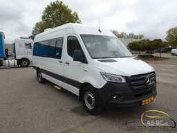 MERCEDES-BENZ eSprinter 17 Sitze Electric Range: 465 km