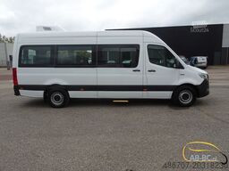 MERCEDES-BENZ eSprinter 17 Sitze Electric Range: 465 km