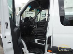 MERCEDES-BENZ eSprinter 17 Sitze Electric Range: 465 km