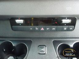 MERCEDES-BENZ eSprinter 17 Sitze Electric Range: 465 km