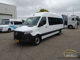 MERCEDES-BENZ eSprinter 17 Sitze Electric Range: 465 km