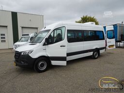 MERCEDES-BENZ eSprinter 17 Sitze Electric Range: 465 km