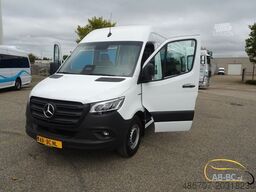 MERCEDES-BENZ eSprinter 17 Sitze Electric Range: 465 km