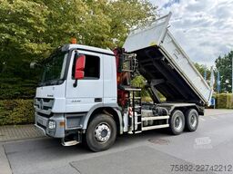 Mercedes-Benz Actros 3336 /6x4/Kipper+Fassi F155/Eu5/130tkm