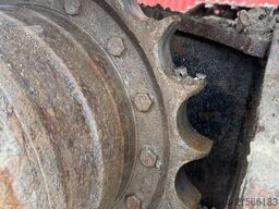 Hitachi ZX135US-3 Crawler Excavator with 2 buckets and rot