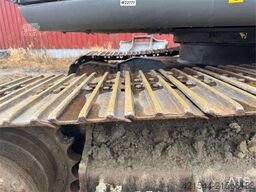 Hitachi ZX135US-3 Crawler Excavator with 2 buckets and rot