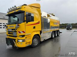 Scania R580 8x4 Combination Sewer Cleaning Truck – Snow P