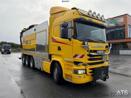 Scania R580 8x4 Combination Sewer Cleaning Truck – Snow P