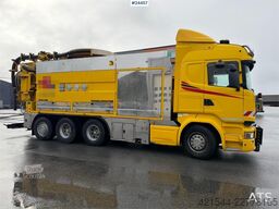 Scania R580 8x4 Combination Sewer Cleaning Truck – Snow P