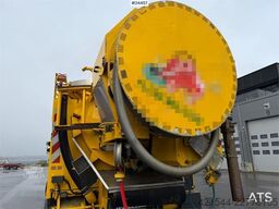 Scania R580 8x4 Combination Sewer Cleaning Truck – Snow P