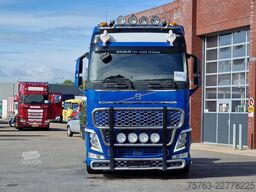 Volvo FH 13.500 Globetrotter 4x2 - PTO/Hydraulic - Na...