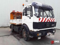 Mercedes-Benz 1622