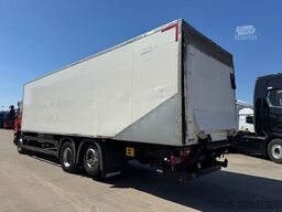 SCANIA P 280 Kühlkoffer mit BÄR Ladebordwand / Kiesling