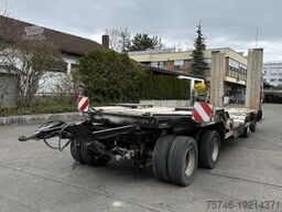 Müller-Mitteltal T4 4-Achs Tieflader Radmulden luftgefedert T4 4...