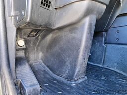 Mercedes-Benz Antos 1833  Retarder LBW Bett Alufelgen AHK