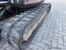 BOBCAT E50 / 2016 BJ / 3.381 H  / 2 x Löffel / MS03