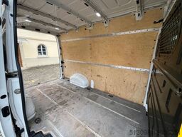 VOLKSWAGEN Crafter APA L3H3 ACC KLIMA AHK ASSIST 1 HAND