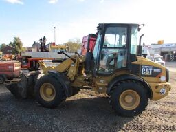 CATERPILLAR 908 H 2 Radlader 31.000 EUR