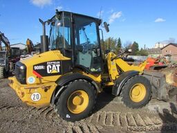 CATERPILLAR 908 H 2 Radlader 31.000 EUR