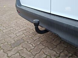 Mercedes-Benz VITO 116 NEUES MODELL AUTOM AHK KAMERA NAVI MBUX